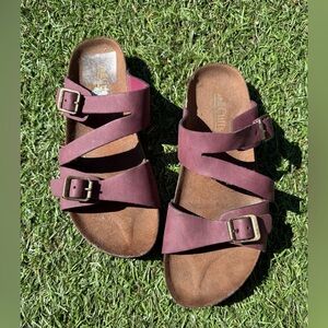 Cliffs  by White Mountain Glendy Burgundy
 Sandals Cork Footbed Sz(7 1/2)